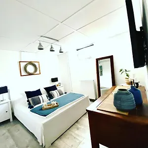 Magnolia 32 Bed & Breakfast Auch